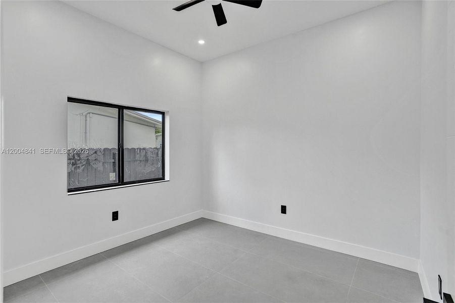 Spacious, unfurnished interior of a new home in , Miramar (Image 20).