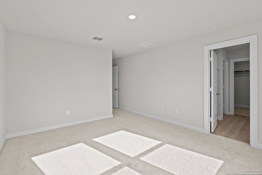 Spacious, unfurnished interior of a new home in Senna, Leon Valley (Image 24). Spacious, unfurnished interior of a new home in Senna, Leon Valley (Image 24).