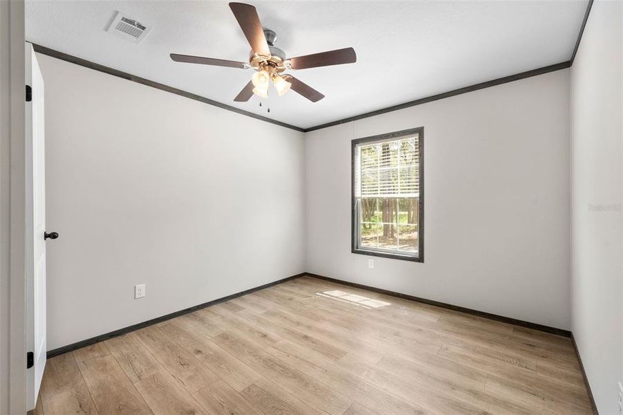 Spacious, unfurnished interior of a new home in , Dunnellon (Image 19).