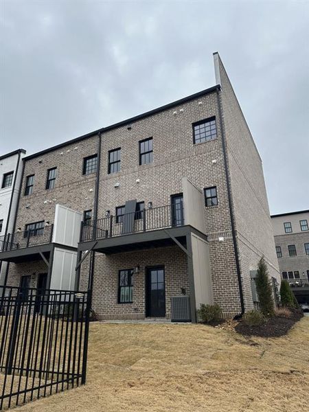 Image 3 of a home in Skyview On Broad.