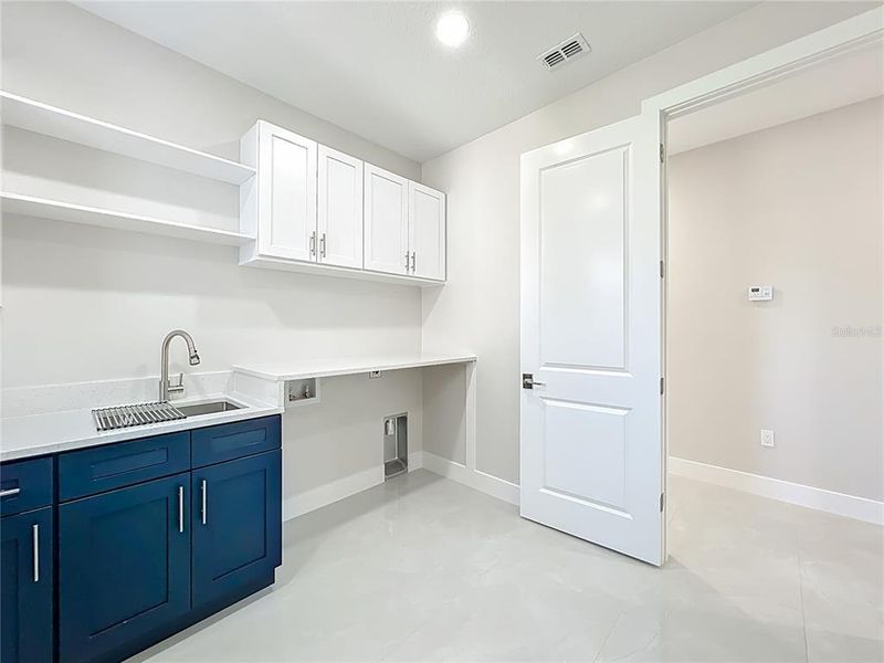 Furnished interior view inside a new home in , Orlando (Image 40). Furnished interior view inside a new home in , Orlando (Image 40).