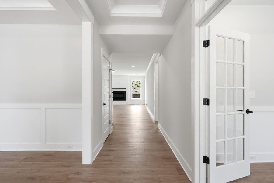 Spacious, unfurnished interior of a new home in Rone Creek, Waxhaw (Image 15).