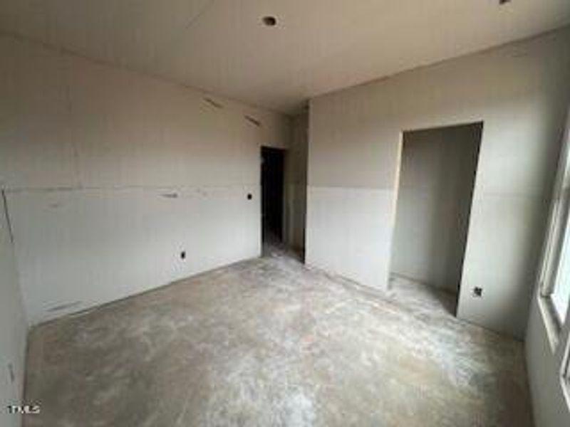 Spacious, unfurnished interior of a new home in Wellers Knoll, Lillington (Image 30).