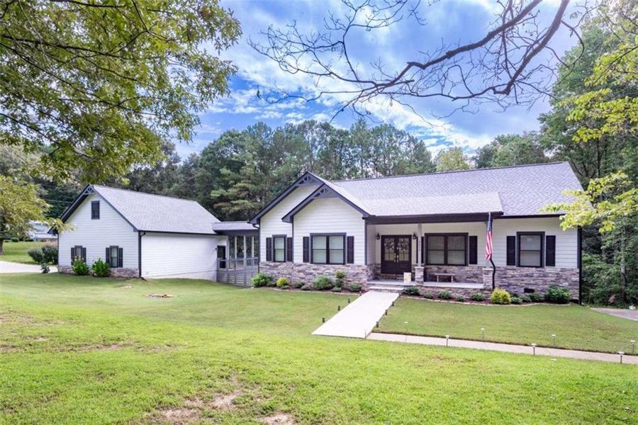 Front exterior of a new home in , Ellijay, GA, highlighting curb appeal (Image 32). Front exterior of a new home in , Ellijay, GA, highlighting curb appeal (Image 32).