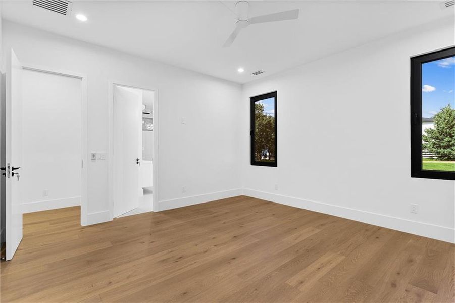 Spacious, unfurnished interior of a new home in , Sugar Hill (Image 74).