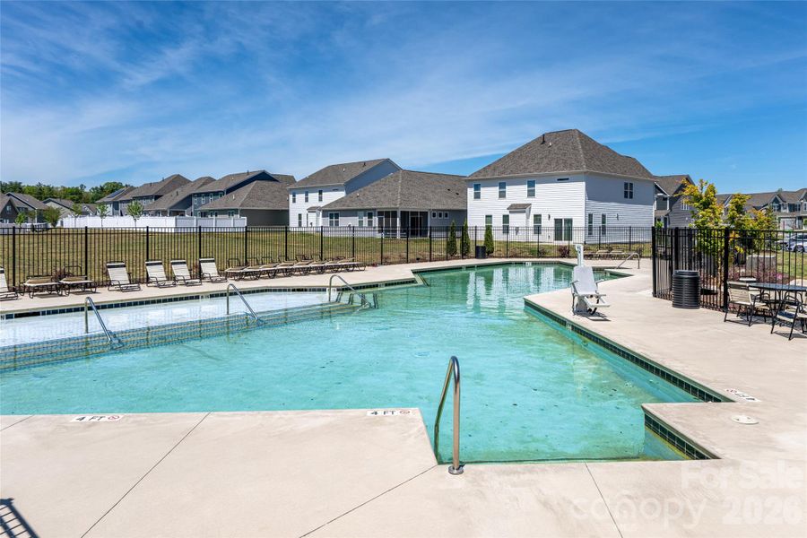 Community amenities in Cantrell Hills, Hendersonville (Image 40). Community amenities in Cantrell Hills, Hendersonville (Image 40).