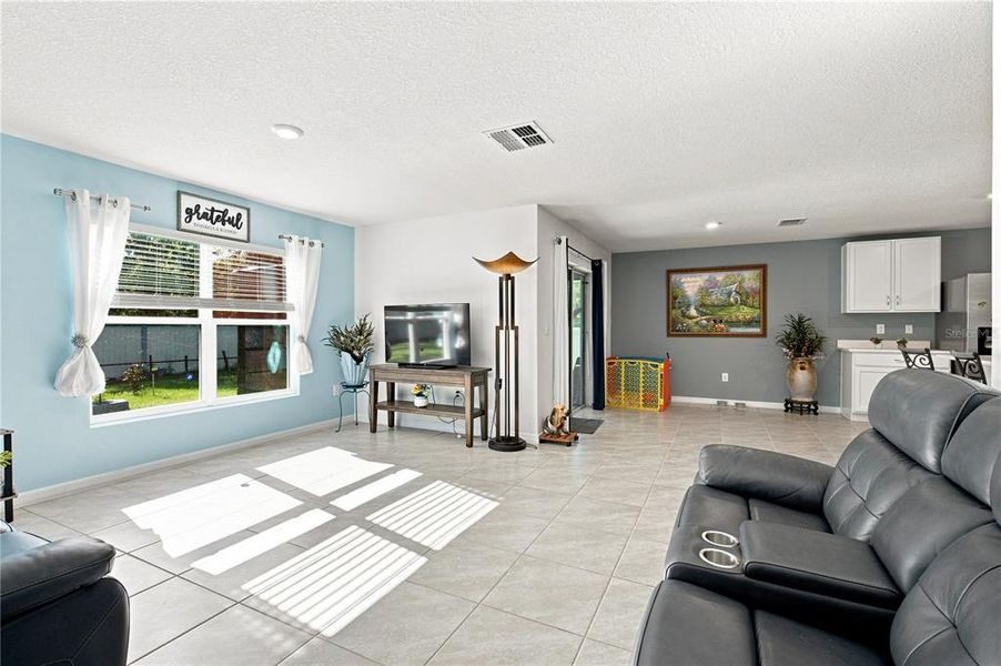 Furnished interior view inside a new home in Huntington Ridge, Ocala (Image 10). Furnished interior view inside a new home in Huntington Ridge, Ocala (Image 10).