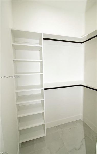 Spacious, unfurnished interior of a new home in , Lehigh Acres (Image 22).