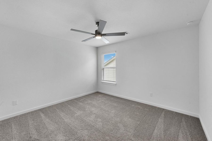 Spacious, unfurnished interior of a new home in Grand Mason Crossing, Park Row (Image 24).
