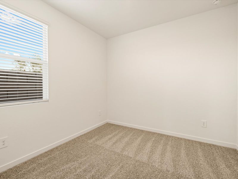 Spacious, unfurnished interior of a new home in Paloma Creek - Estate Series, Surprise (Image 11).