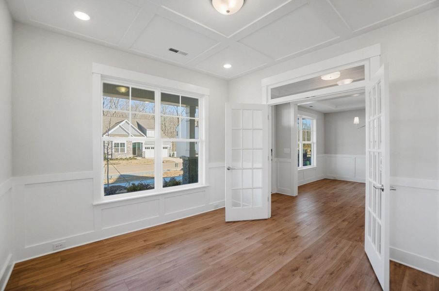 Spacious, unfurnished interior of a new home in Rone Creek, Waxhaw (Image 45).