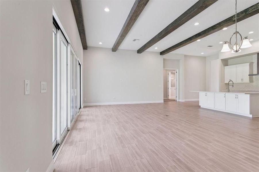 Spacious, unfurnished interior of a new home in Triple Creek, Riverview (Image 13).