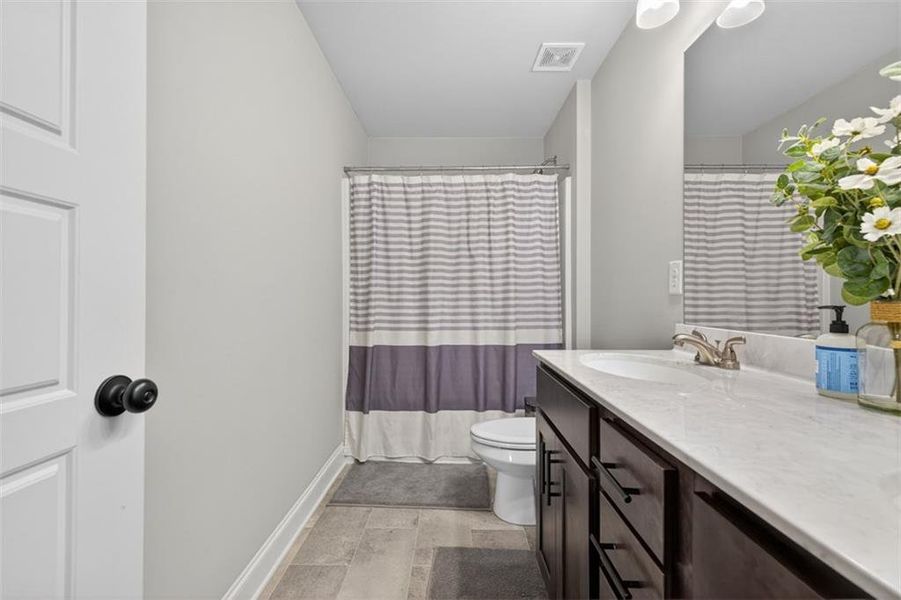 Furnished interior view inside a new home in Calgary Downs, Winder (Image 22). Furnished interior view inside a new home in Calgary Downs, Winder (Image 22).