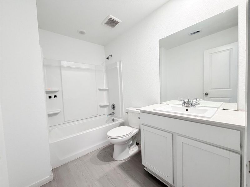 Furnished interior view inside a new home in Anniston, Katy (Image 5).