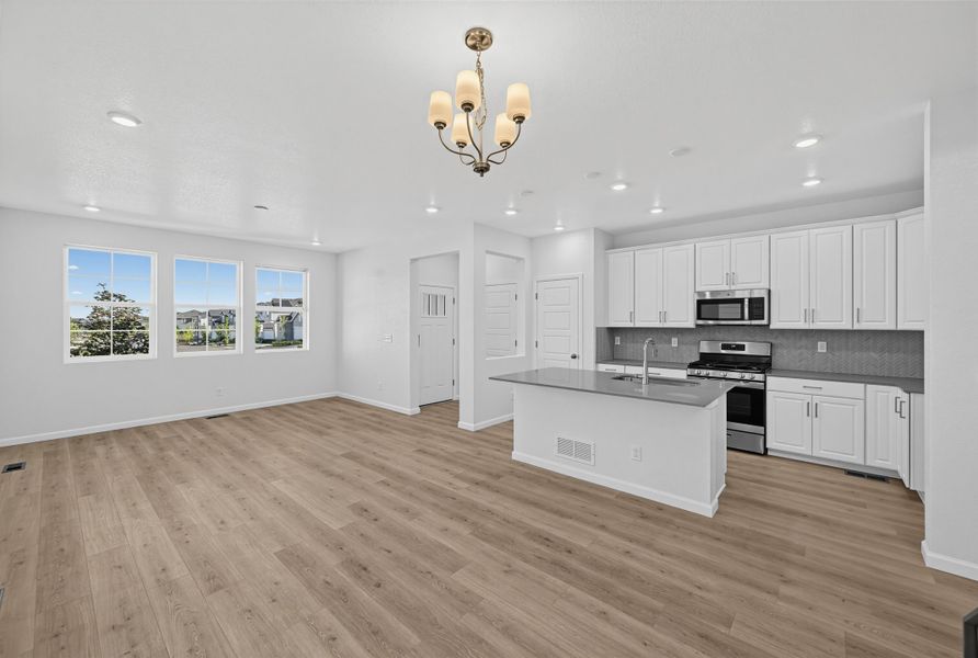 Spacious, unfurnished interior of a new home in The Aurora Highlands, Aurora (Image 8). Spacious, unfurnished interior of a new home in The Aurora Highlands, Aurora (Image 8).