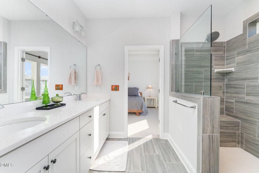 022_dsc09845-edit_616