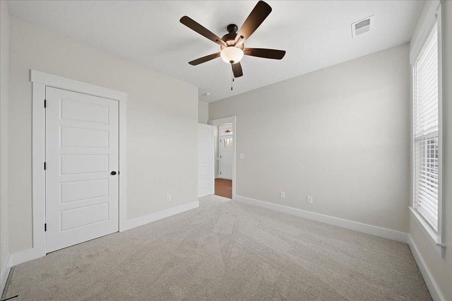 Spacious, unfurnished interior of a new home in Sky View, Columbus (Image 17).