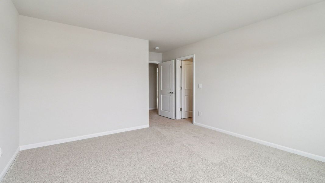 Spacious, unfurnished interior of a new home in Hunter's Branch, Hopkins (Image 21).