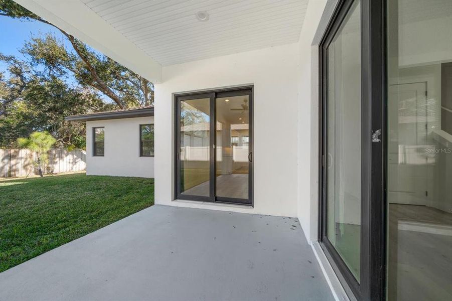 Exterior details and patio area of a home in , Largo (Image 3).