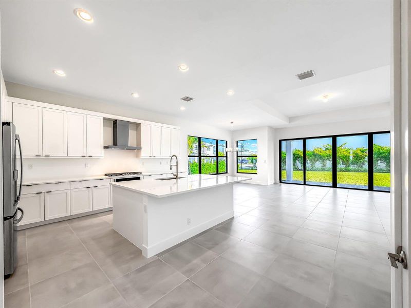 32-web-or-mls-JOY06485