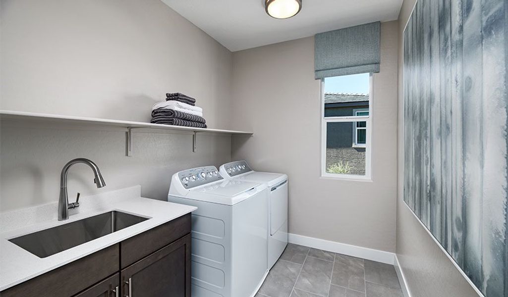 Coronado-L723-Stonehaven Laundy