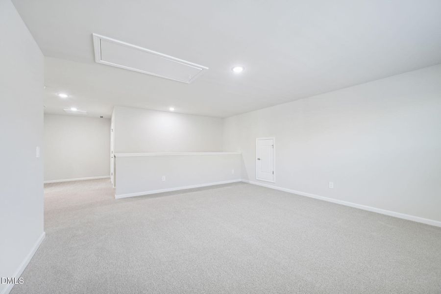 31-web-or-mls-Raleigh - Oak Manor - 713