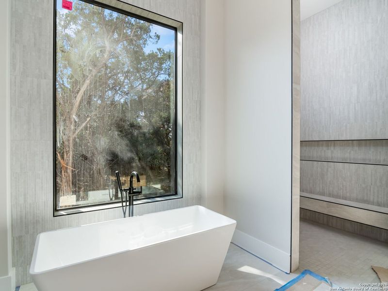 Image 32 of a home in .