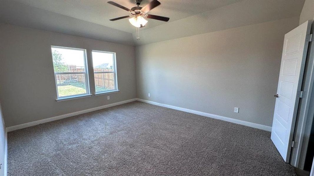 Spacious, unfurnished interior of a new home in Rock Creek West, Fort Worth (Image 11). Spacious, unfurnished interior of a new home in Rock Creek West, Fort Worth (Image 11).