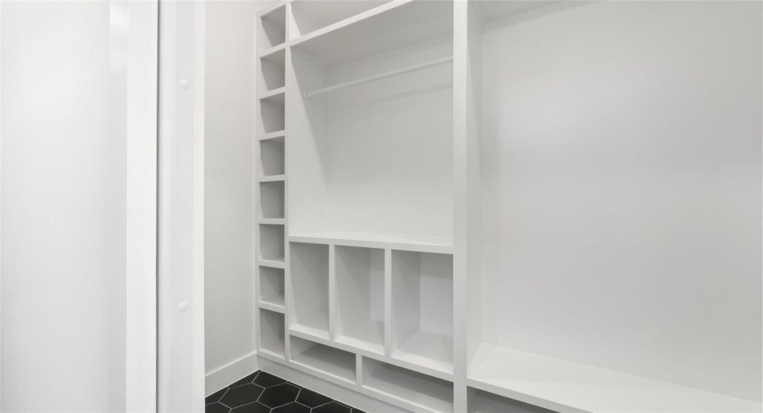 Spacious, unfurnished interior of a new home in , Austin (Image 22).