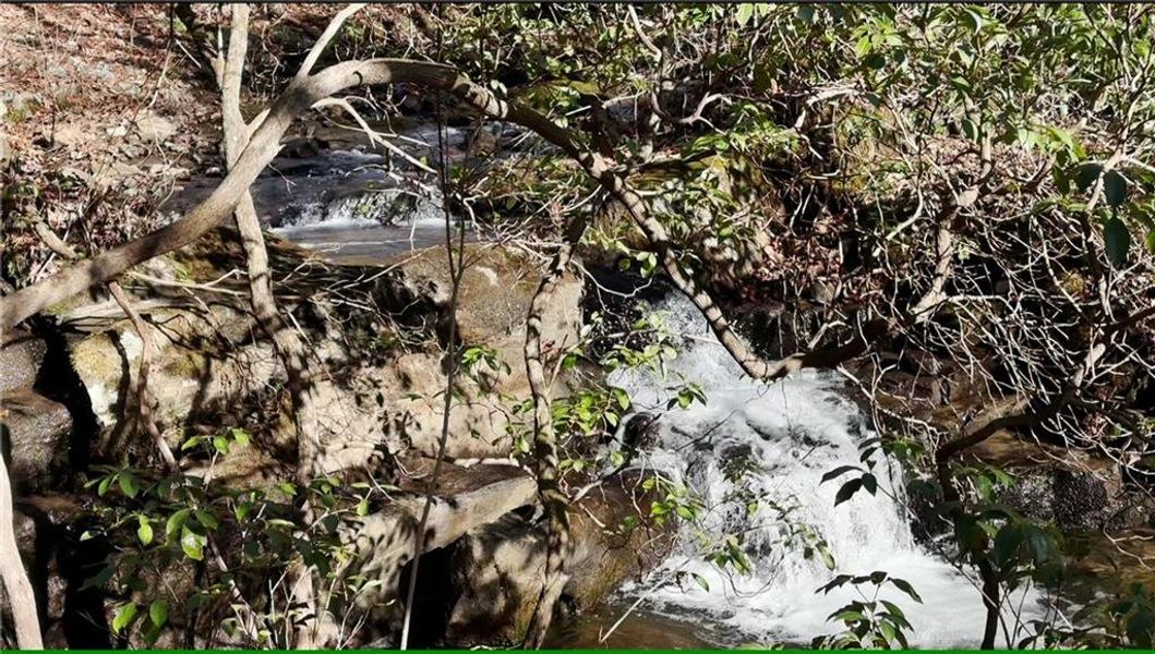 Image 52 of a home in .