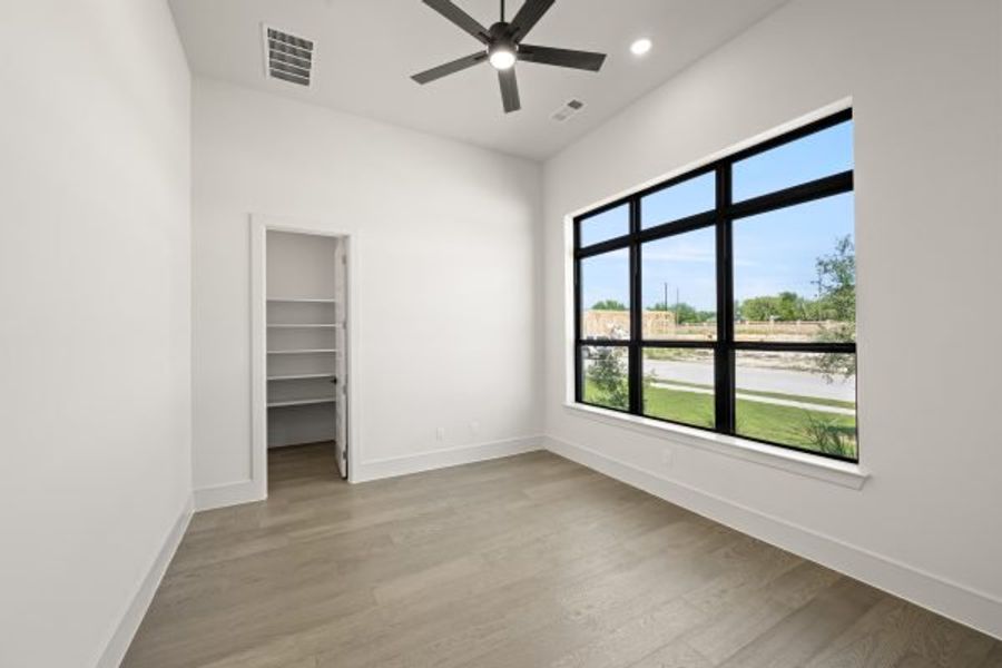 Spacious, unfurnished interior of a new home in Rio Vista at Kelly Ranch, Aledo (Image 24). Spacious, unfurnished interior of a new home in Rio Vista at Kelly Ranch, Aledo (Image 24).