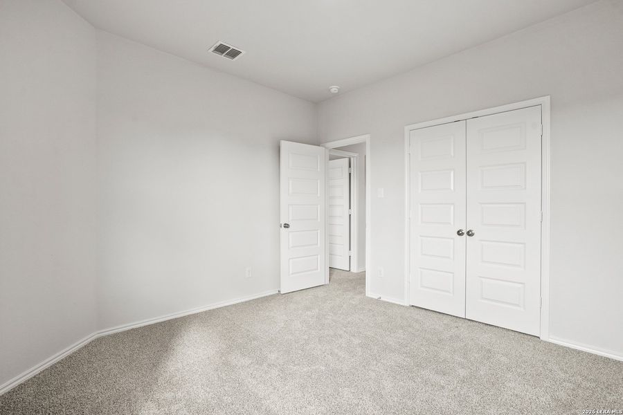 Spacious, unfurnished interior of a new home in Blue Ridge Ranch, San Antonio (Image 11). Spacious, unfurnished interior of a new home in Blue Ridge Ranch, San Antonio (Image 11).
