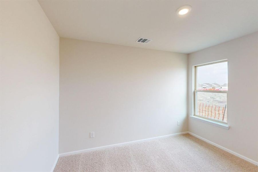 Spacious, unfurnished interior of a new home in Mobberly Farms, Pilot Point (Image 26). Spacious, unfurnished interior of a new home in Mobberly Farms, Pilot Point (Image 26).