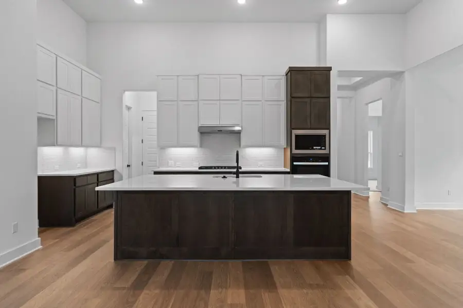 4br New Home in Kyle, TX.  - Slide 10