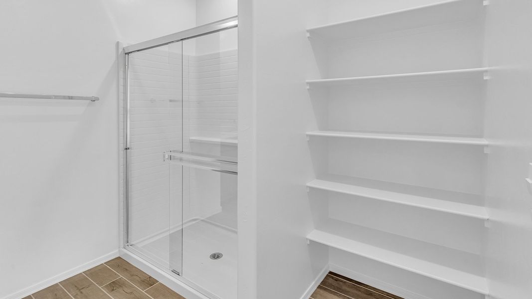 Image 38 of a home in Barnett Village.