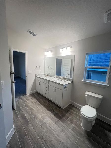 Furnished interior view inside a new home in Abbey Glen, Dade City (Image 5).