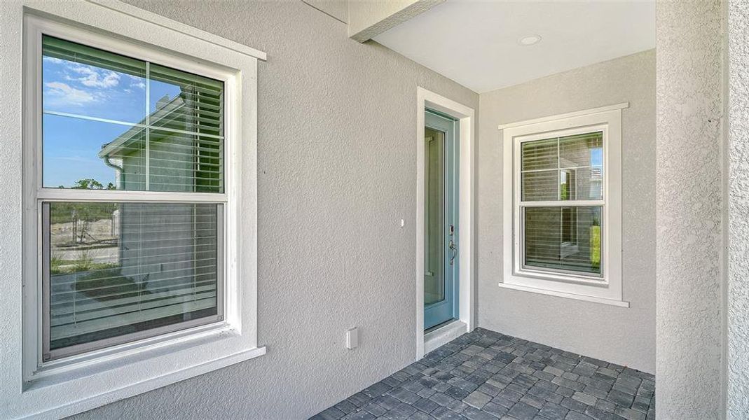 Exterior details and patio area of a home in Windward, Lakewood Ranch (Image 3).