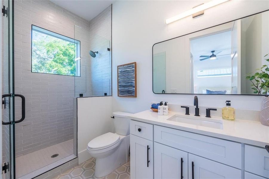 Furnished interior view inside a new home in , Sarasota (Image 52).