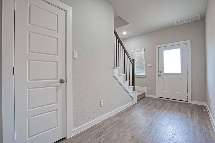 There's is a powder room right by the door (in case you got stuck in traffic!) There's is a powder room right by the door (in case you got stuck in traffic!)