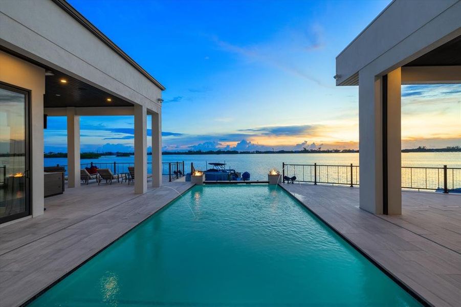 Front exterior of a new home in , Osprey, FL, highlighting curb appeal (Image 21).