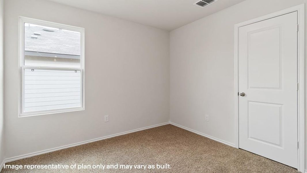 Spacious, unfurnished interior of a new home in The Villages at Schwertner Ranch, Jarrell (Image 19).