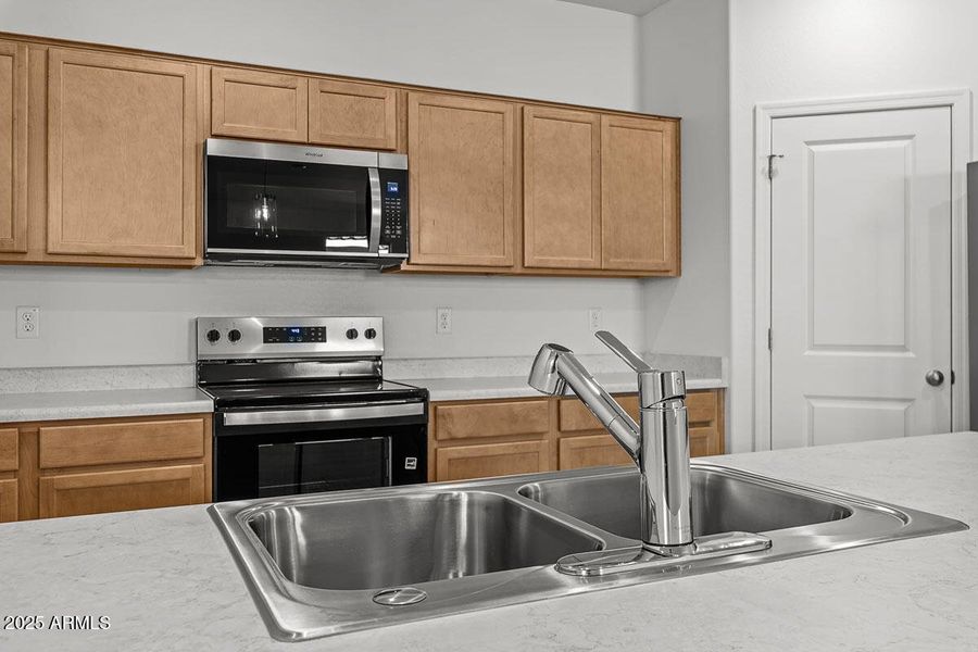 KBPHX_MIR_MagnoliaatDesertPassage-Lot15_