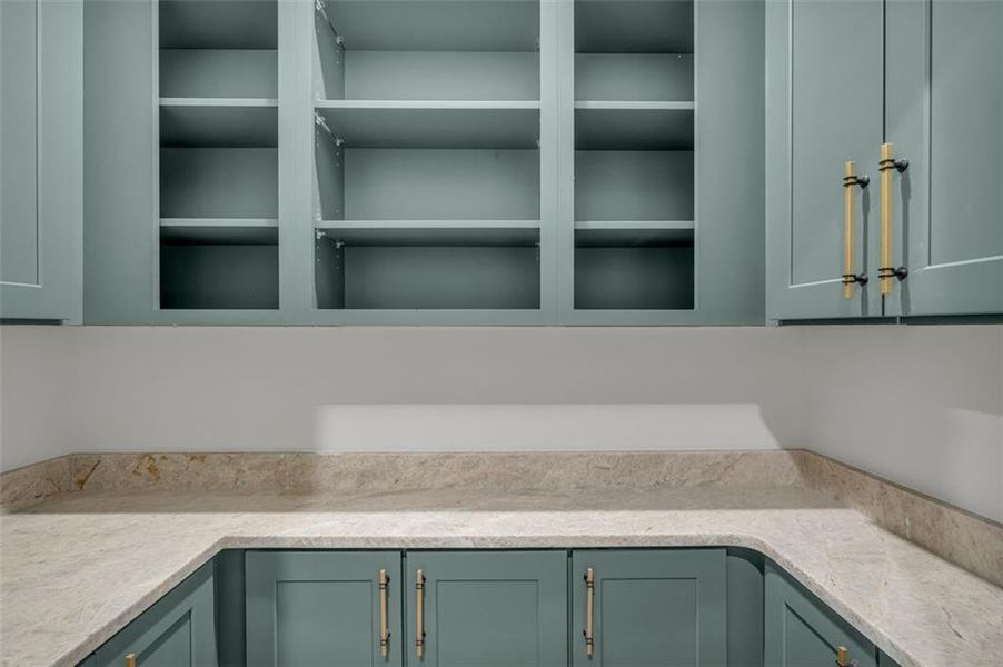 Image 82 of a home in .