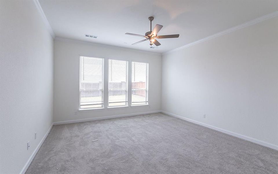 Spacious, unfurnished interior of a new home in Sonoma Verde, Rockwall (Image 15).