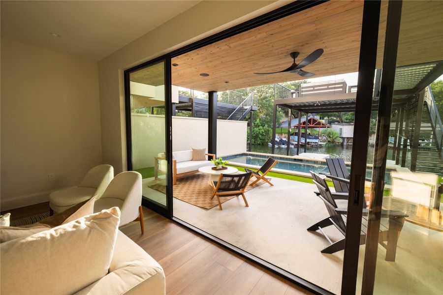 Exterior details and patio area of a home in , Horseshoe Bay (Image 3).
