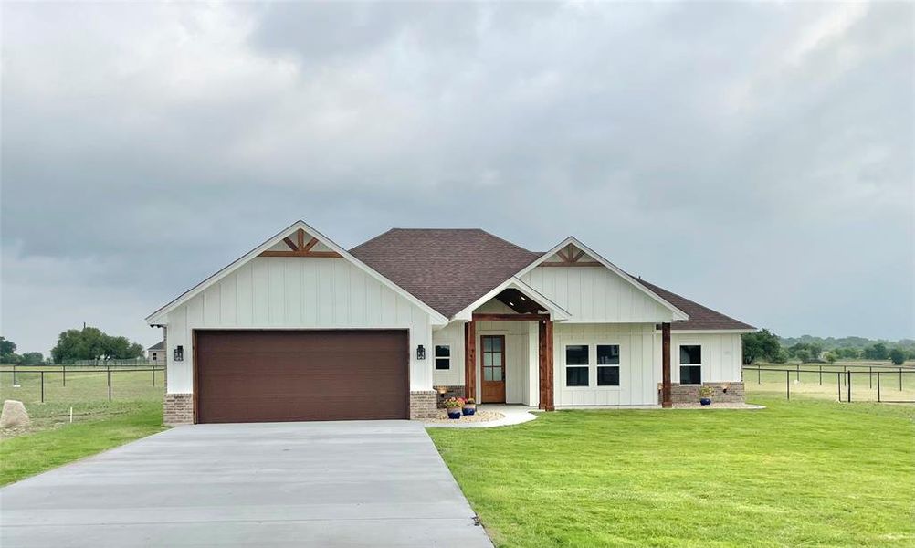 Front exterior of a new home in , Weatherford, TX, highlighting curb appeal (Image 2). Front exterior of a new home in , Weatherford, TX, highlighting curb appeal (Image 2).