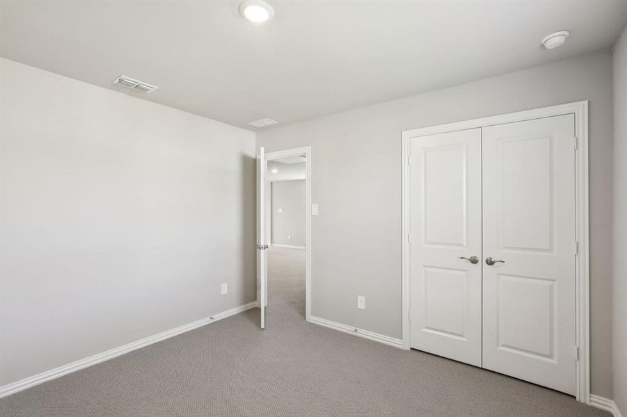 Spacious, unfurnished interior of a new home in Simpson Crossing - Spring Series, McKinney (Image 27).