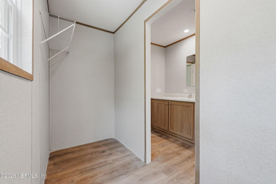 Spacious, unfurnished interior of a new home in , Keystone Heights (Image 21).