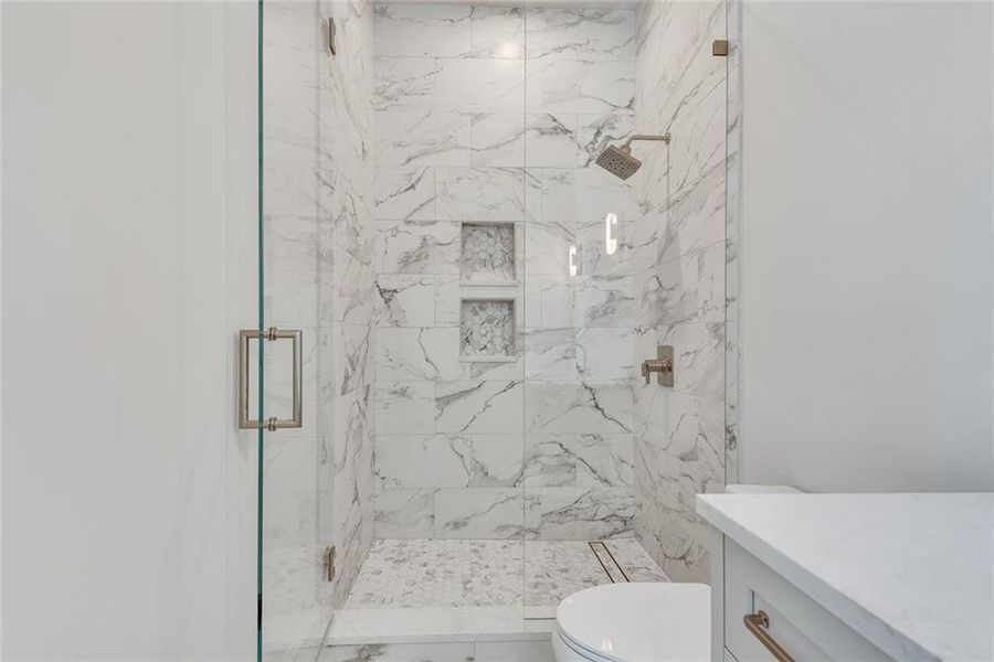 Furnished interior view inside a new home in , Alpharetta (Image 19).