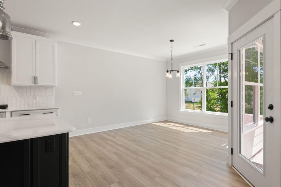 Spacious, unfurnished interior of a new home in Grove Park, Clemmons (Image 14).